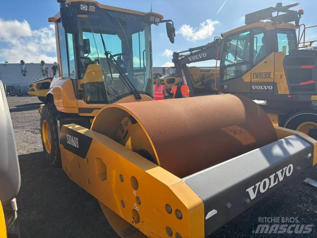 Volvo SD 160 B Cilindros Compactadores de pneus