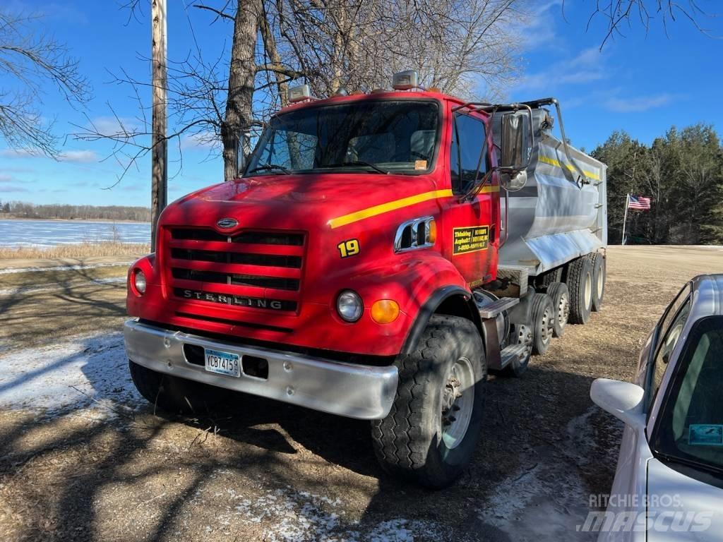 Sterling L 7500 Camiões basculantes