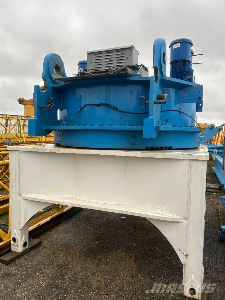 Potain MD560B-M25 Gruas de construção