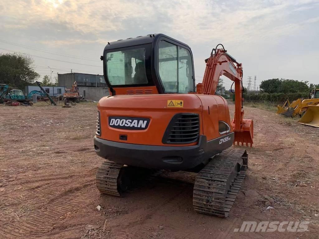 Doosan DX 55 Mini Escavadoras <7t