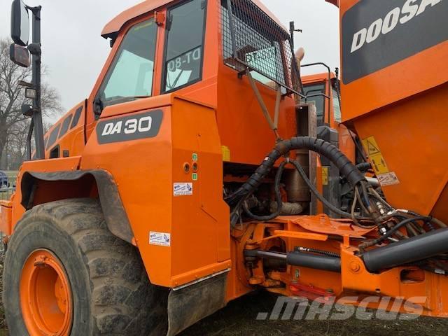 Doosan DA 30 Camiões articulados