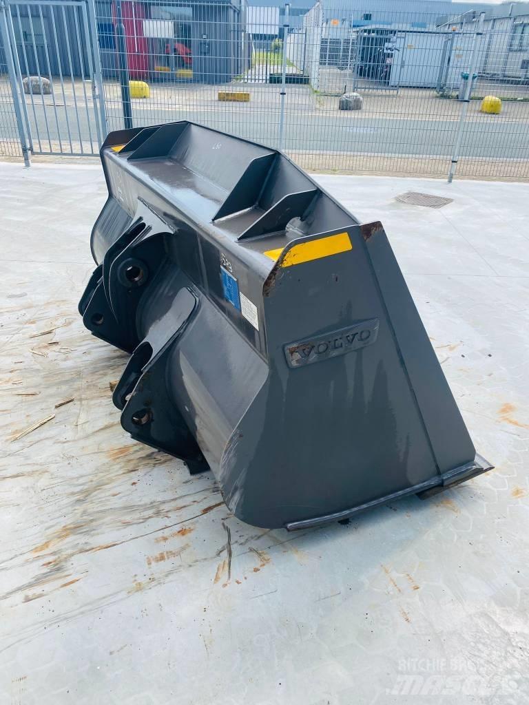 Volvo L 60 Baldes