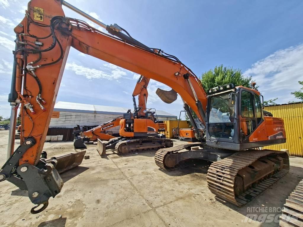 Doosan DX 225 LC-5 Escavadoras de rastos