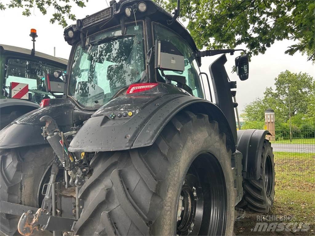 Valtra T 235 D Tratores Agrícolas usados