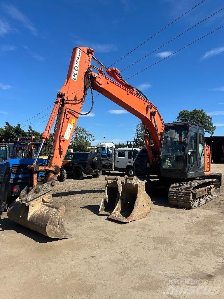 Hitachi ZX 135 US-6 Escavadoras de rastos