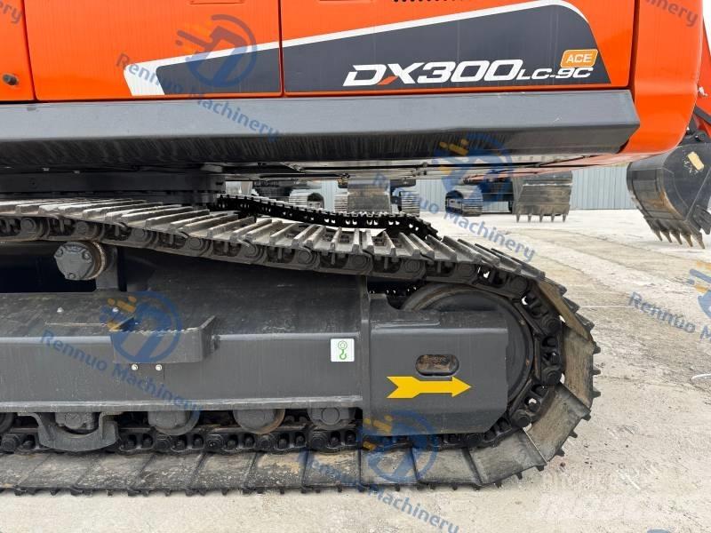 Doosan DX 300 LC-9C Escavadoras de rastos