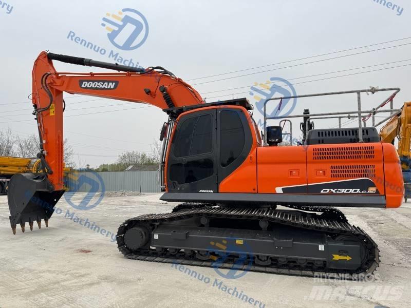 Doosan DX 300 LC-9C Escavadoras de rastos
