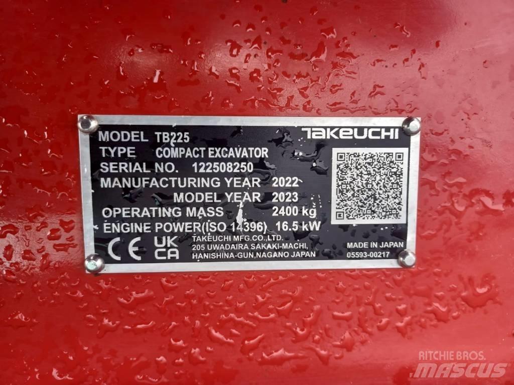 Takeuchi TB 225 Mini Escavadoras <7t