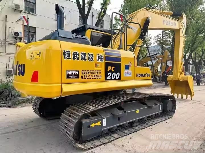 Komatsu PC200 Escavadoras de rastos