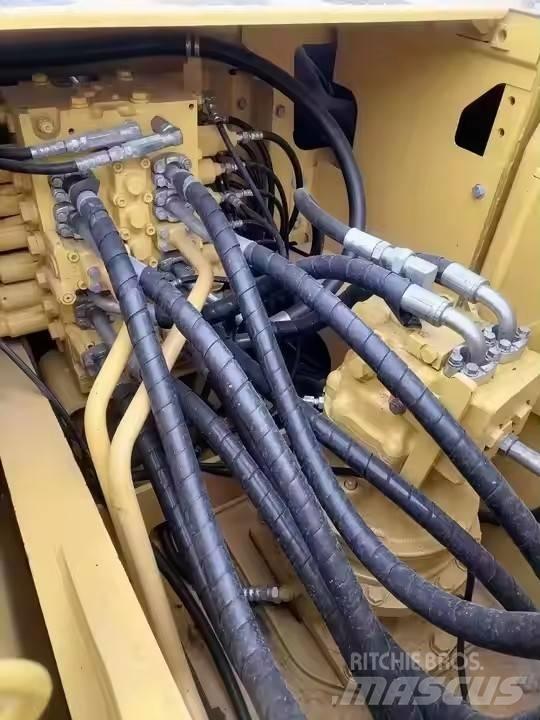 Komatsu PC200 Escavadoras de rastos