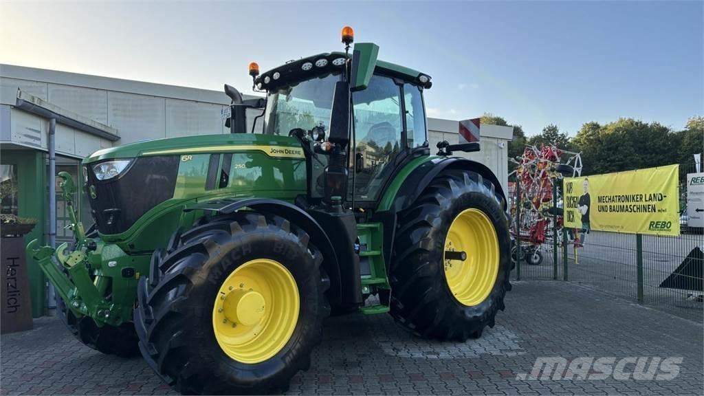 John Deere 6R250 Tratores Agrícolas usados