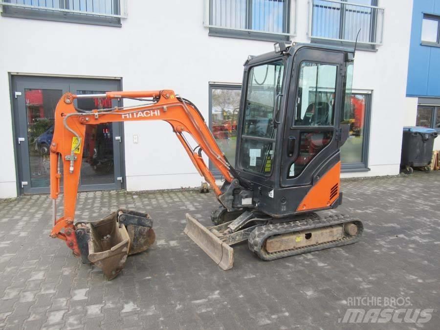Hitachi ZX 17 U-2 Mini Escavadoras <7t