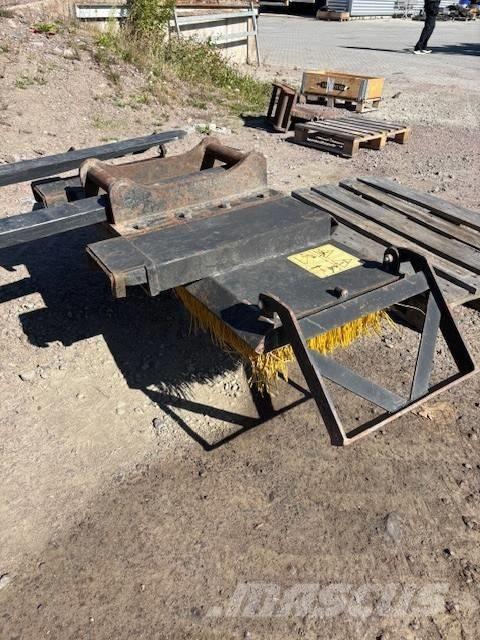  TIK Sopborste 150 Escovas