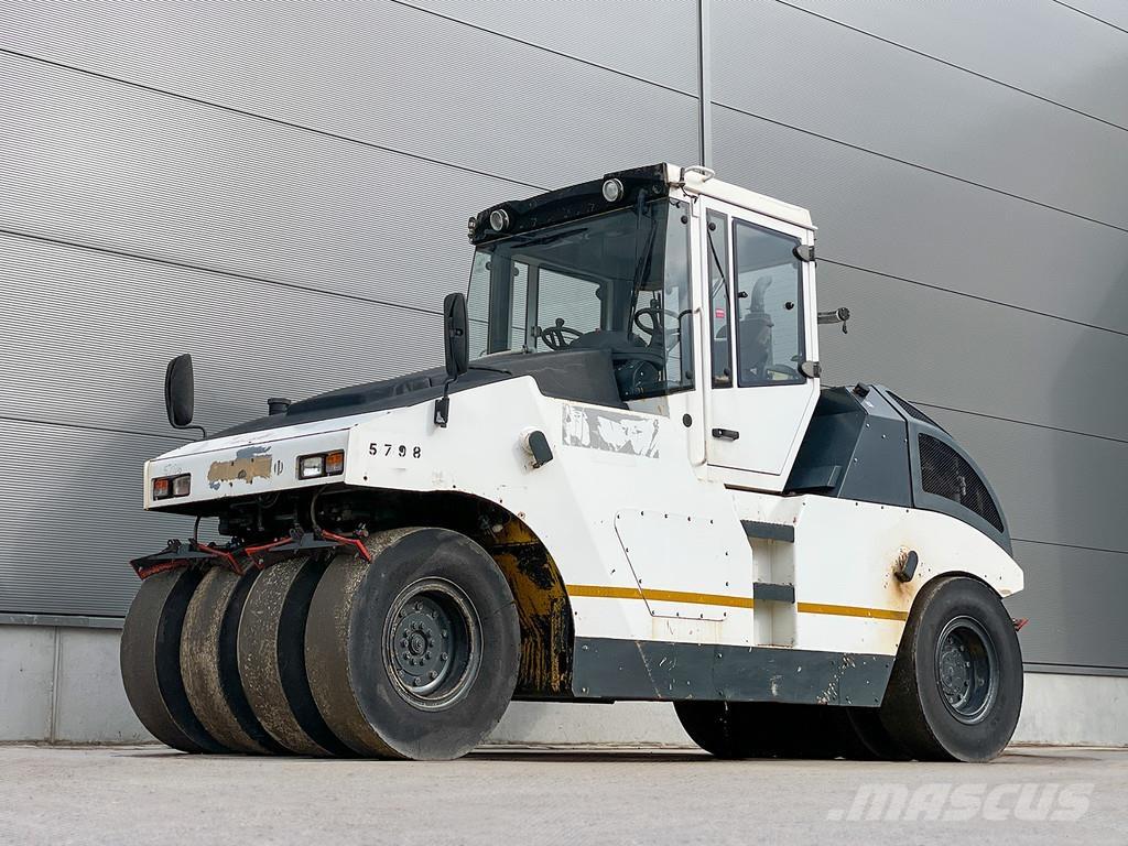 Bomag BW 24 RH Cilindros Compactadores de pneus