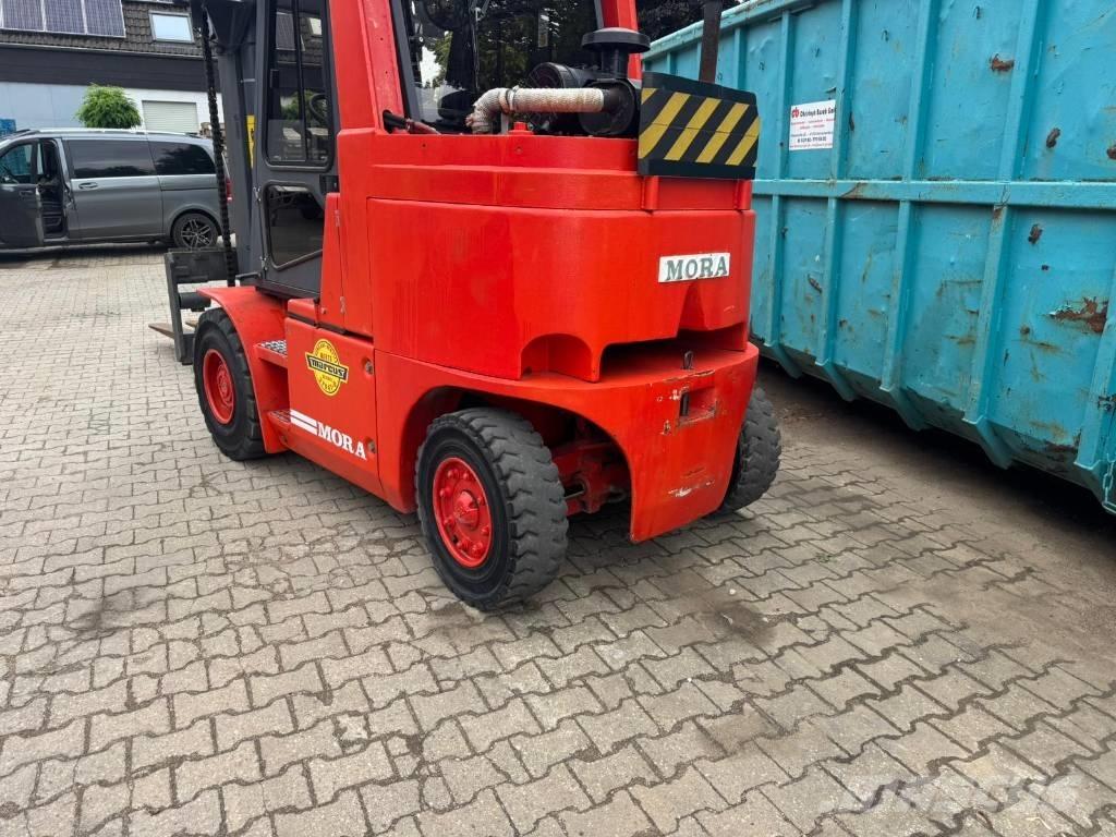 Mora M 85 C Empilhadores Diesel