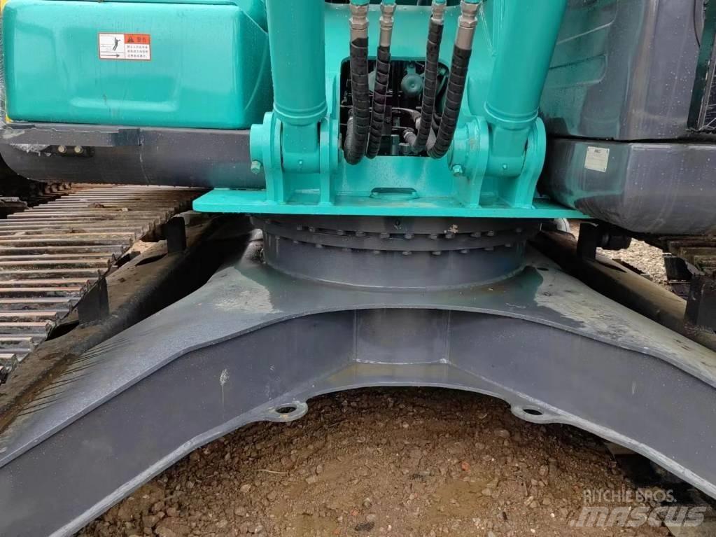 Kobelco SK200超8 Escavadoras de rastos