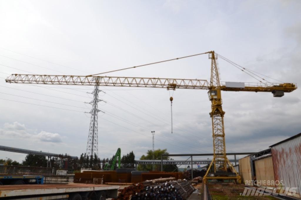 Liebherr 220 HC Gruas de construção