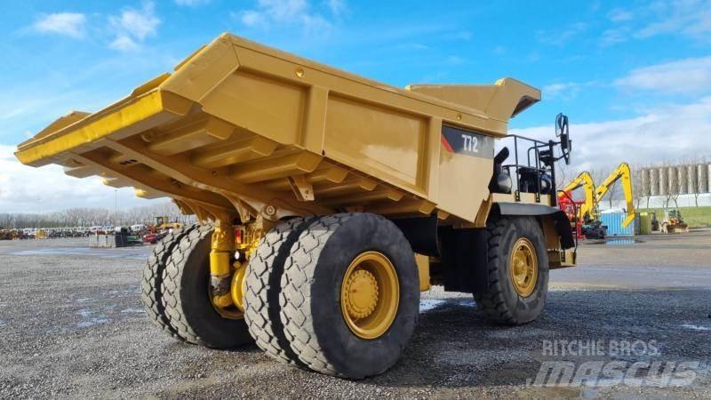 CAT 772 Camiőes dumper basculantes rígidos