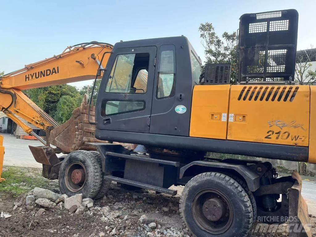 Hyundai R210W-7 Escavadoras de rodas