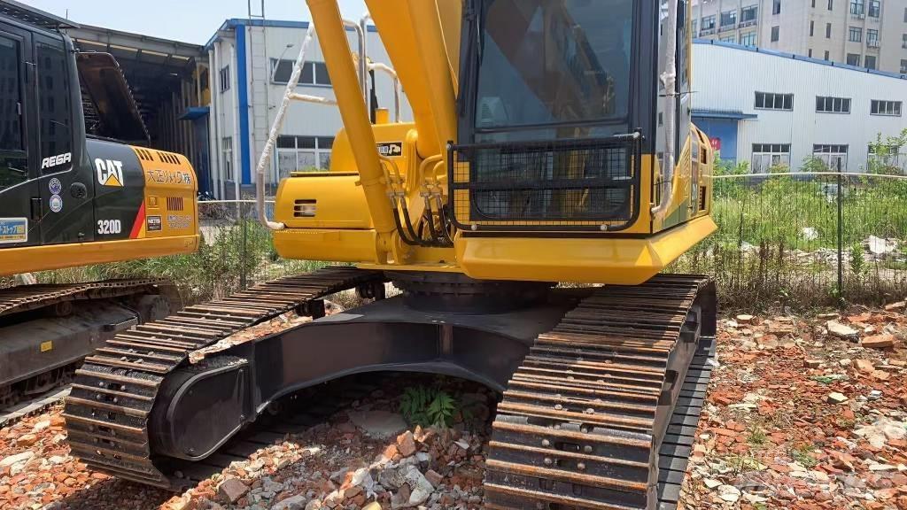 Komatsu PC210 Escavadoras de rastos