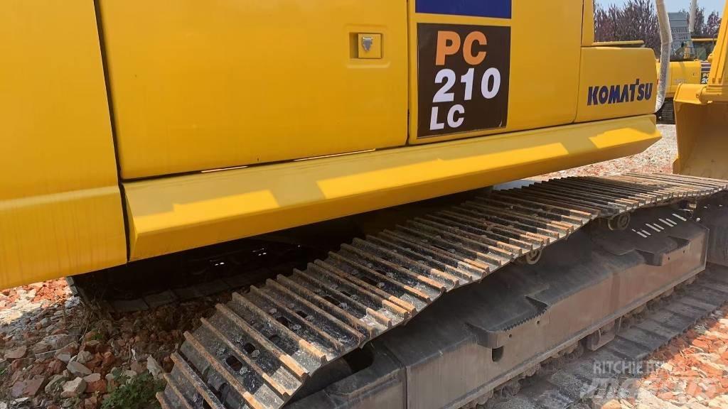 Komatsu PC210 Escavadoras de rastos