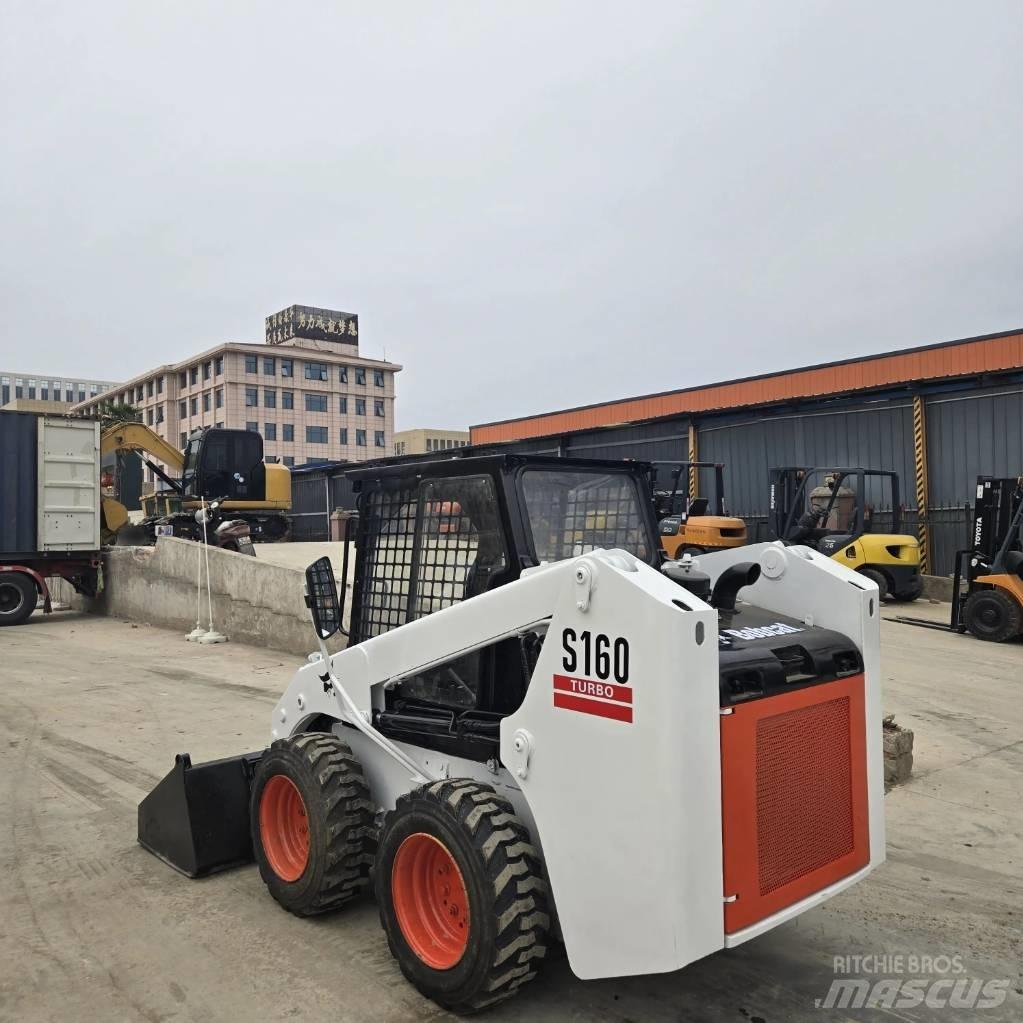 Bobcat S 160 Carregadoras de direcção deslizante