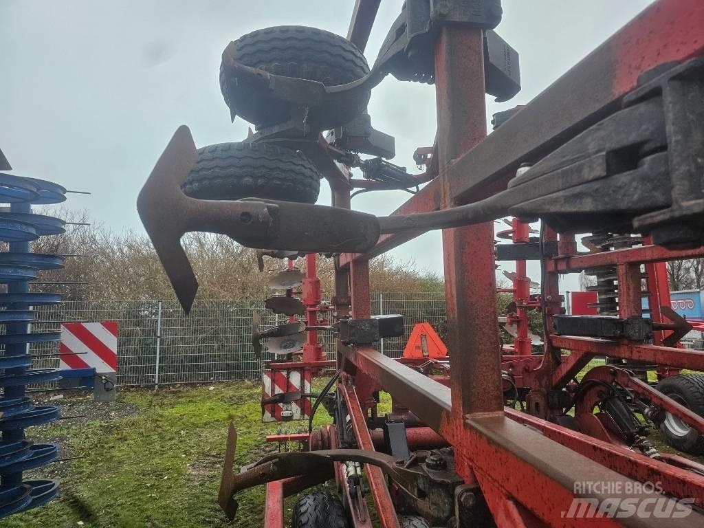 Horsch Terrano 8 FG Grades