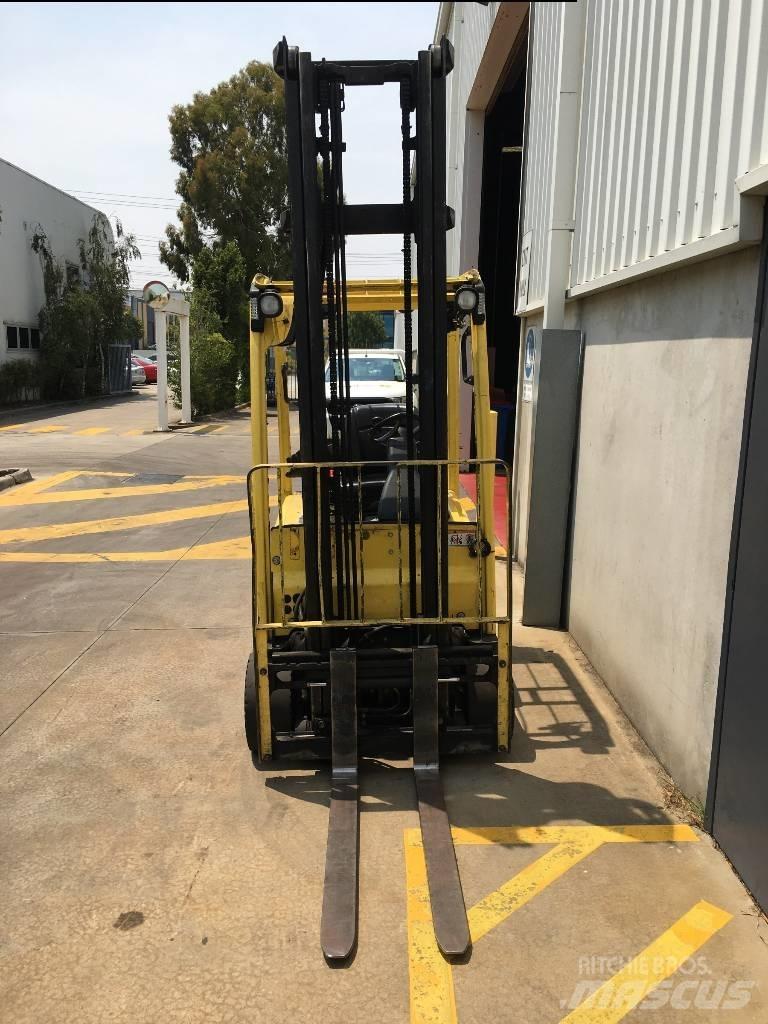 Hyster J1.8XNT Empilhadores eléctricos