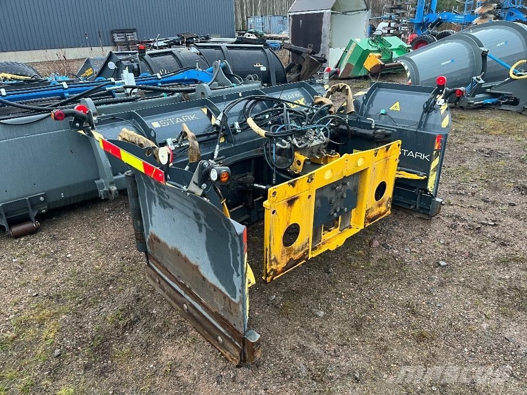 Stark Uar 3750/1800 Lâminas de neve e arados