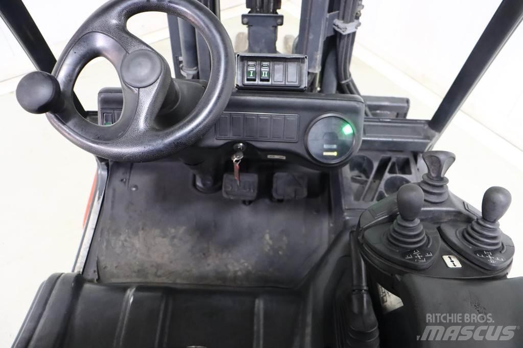 Linde E30-02 Empilhadores eléctricos