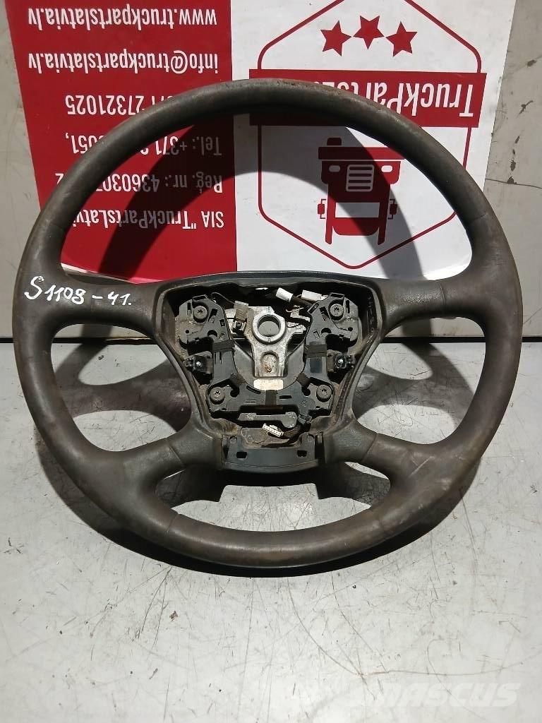 Scania R 440   1487519 Cabines e interior