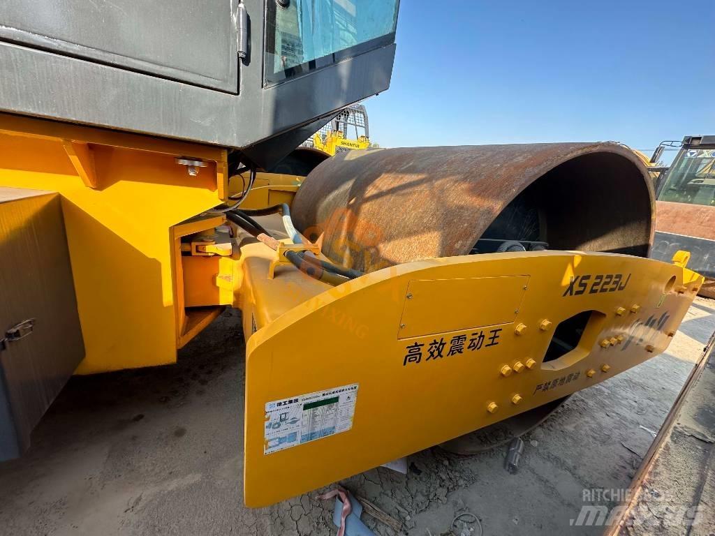 XCMG XS 233J Cilindros Compactadores monocilíndricos