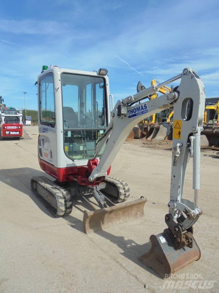 Takeuchi TB216 Mini Escavadoras <7t