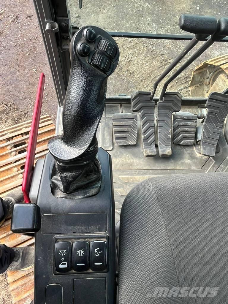 Volvo ECR 235 EL Escavadoras de rastos