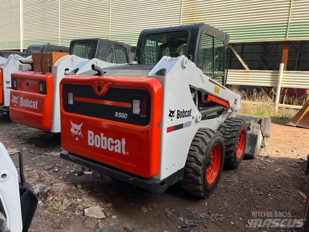 Bobcat S 750 Carregadoras de direcção deslizante