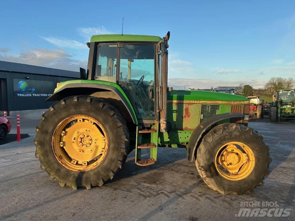 John Deere 6800 Tratores Agrícolas usados