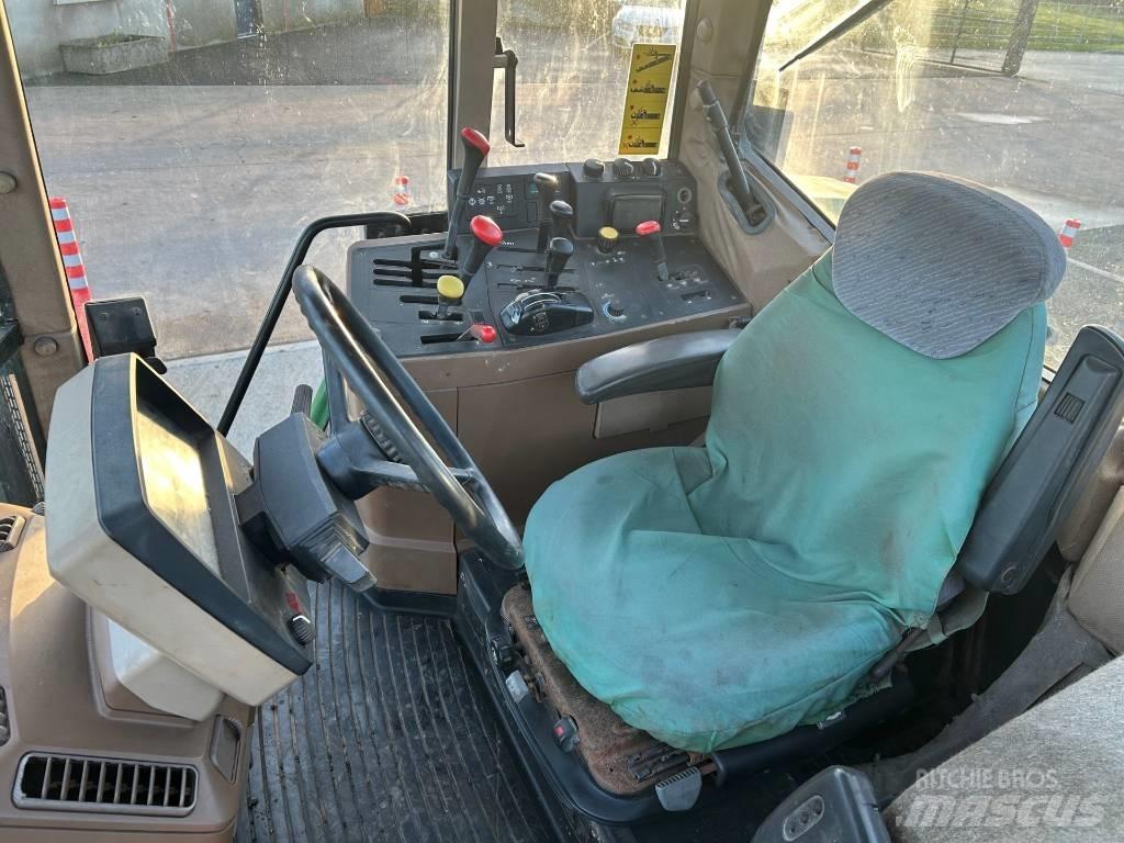 John Deere 6800 Tratores Agrícolas usados