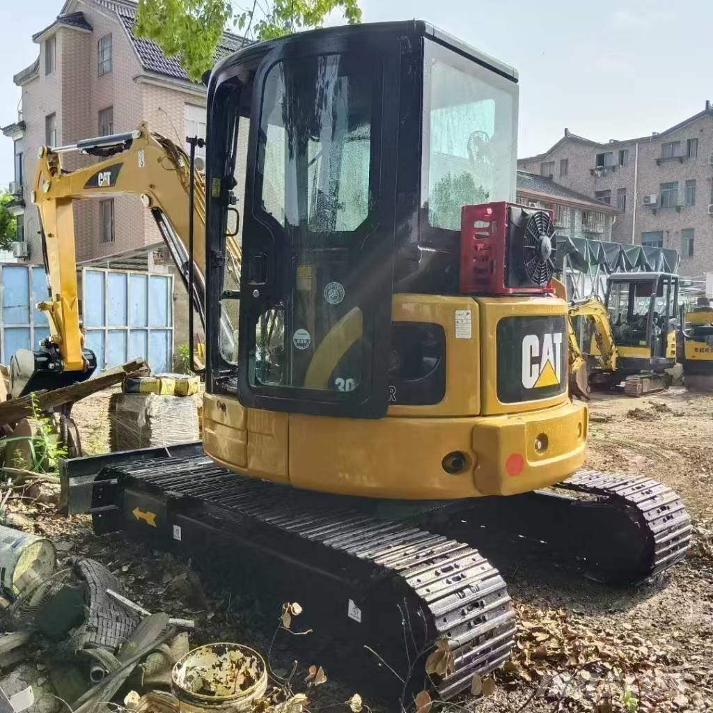 CAT 304CR Mini Escavadoras <7t