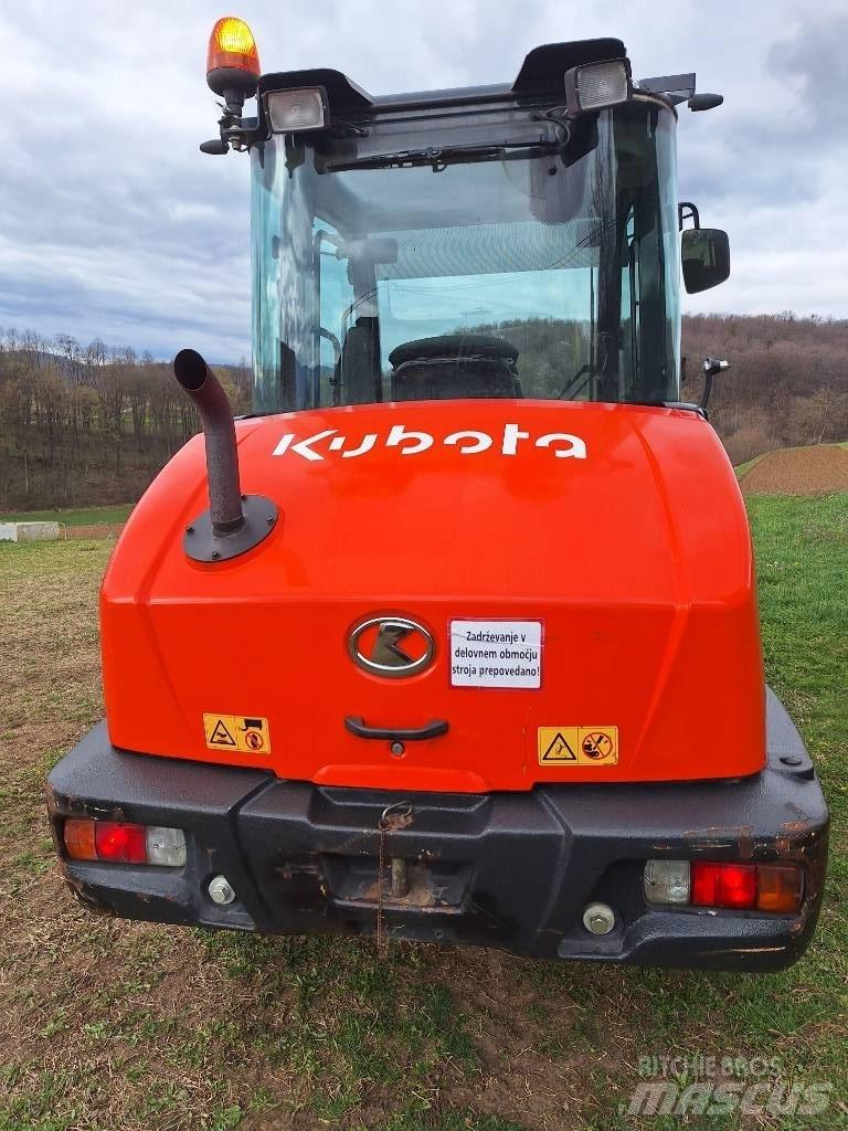 Kubota R 085 Pás carregadoras de rodas