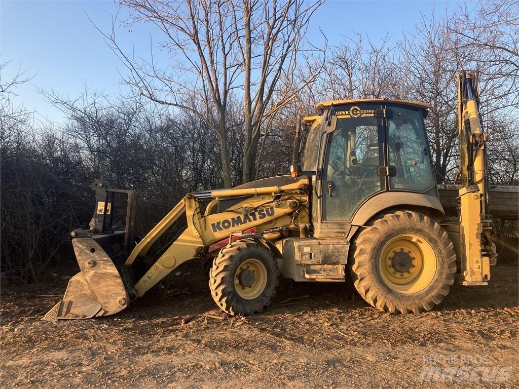 Komatsu WB93R-8 Retroescavadoras