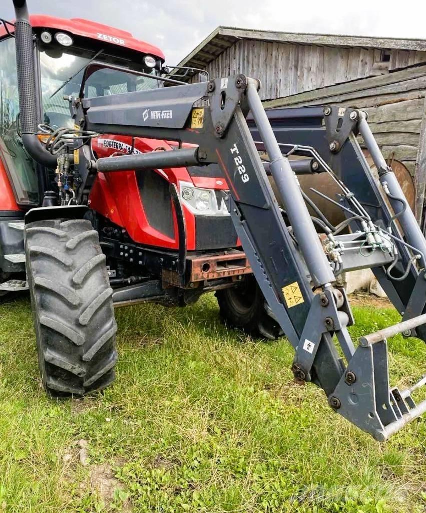 Zetor FORTERRA 140 Tratores Agrícolas usados