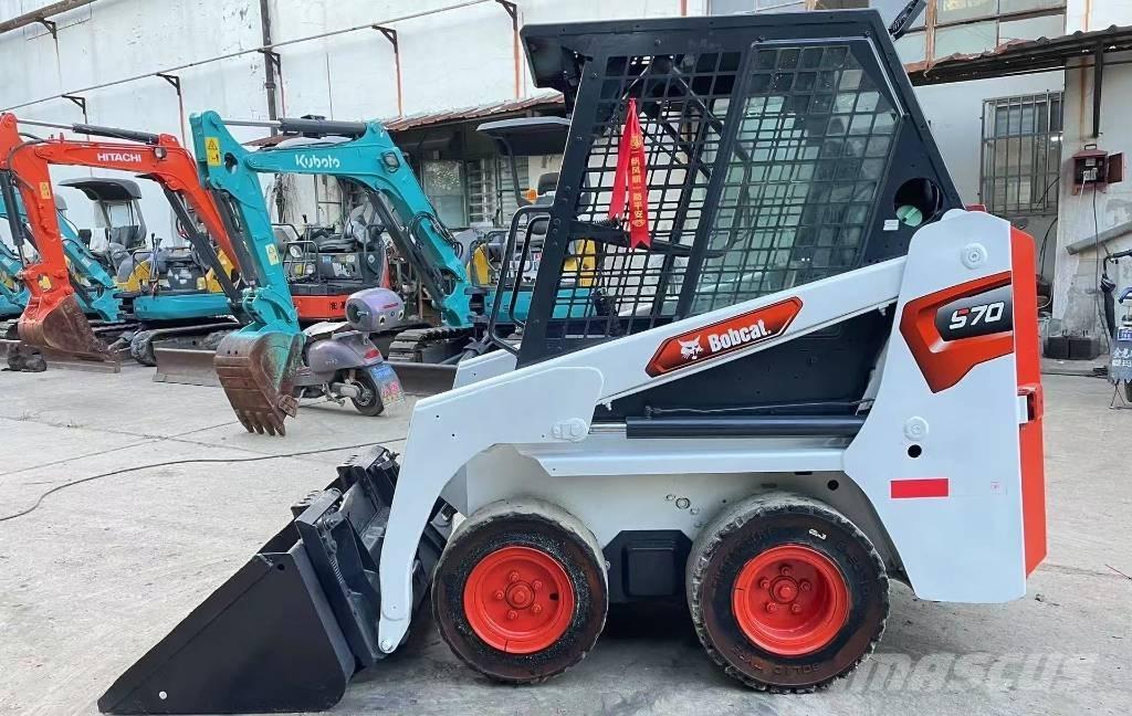 Bobcat S 70 Carregadoras de direcção deslizante