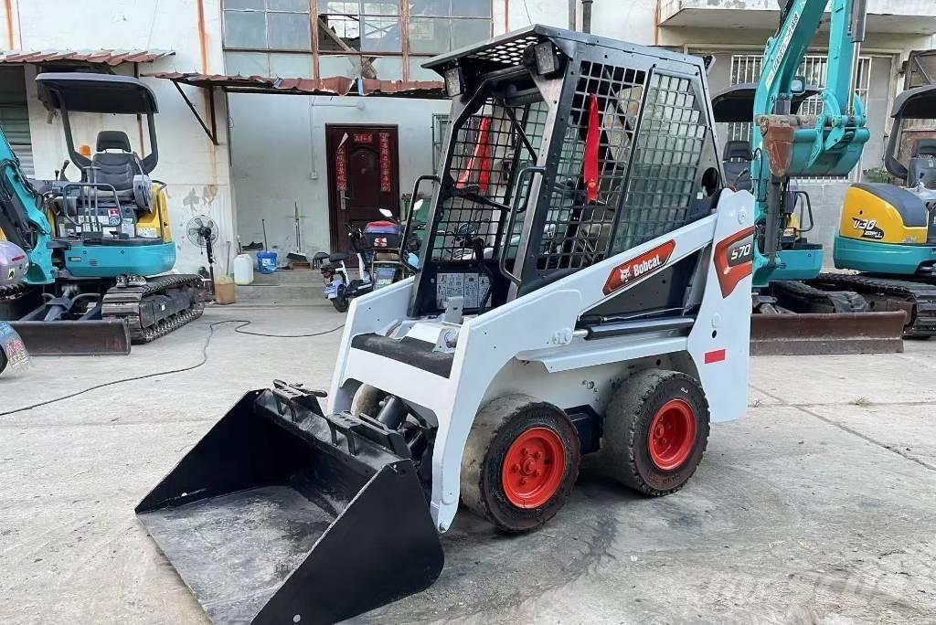 Bobcat S 70 Carregadoras de direcção deslizante