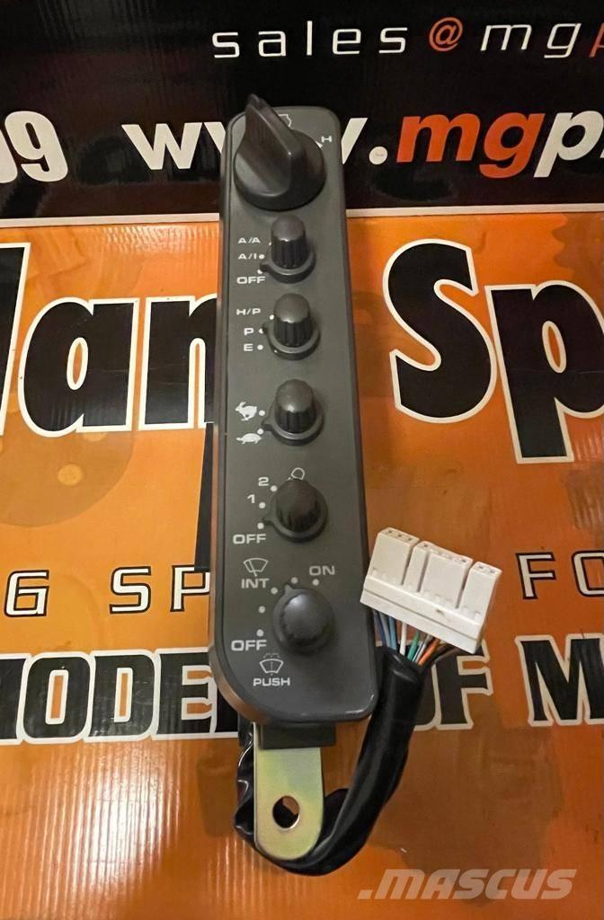 Hitachi ZX 130 Electrónica