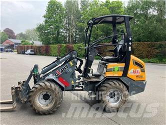 GiANT G2200E Carregadoras de direcção deslizante
