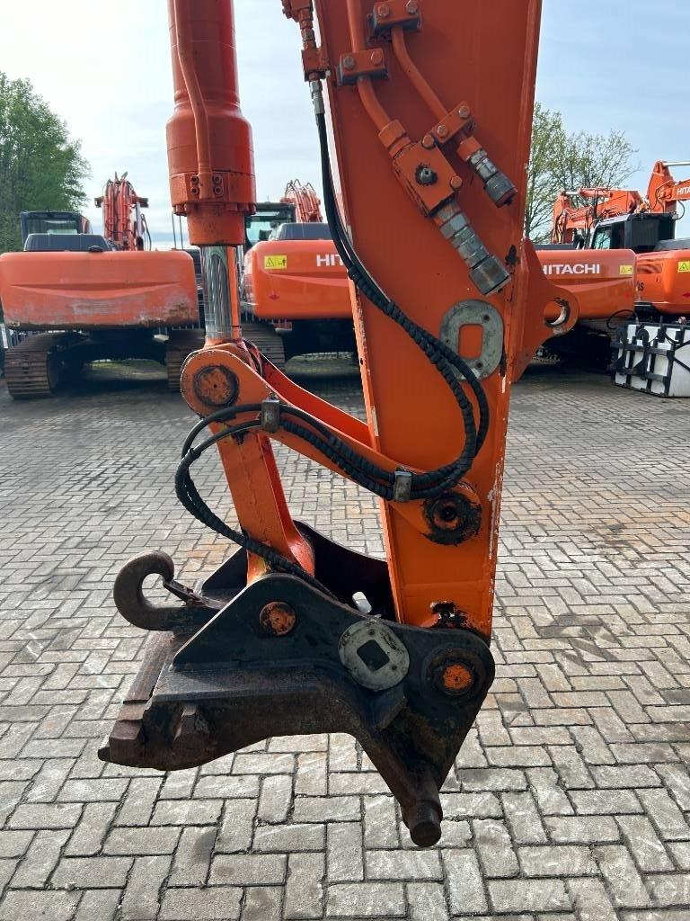 Hitachi ZX 140 W-3 Escavadoras de rodas