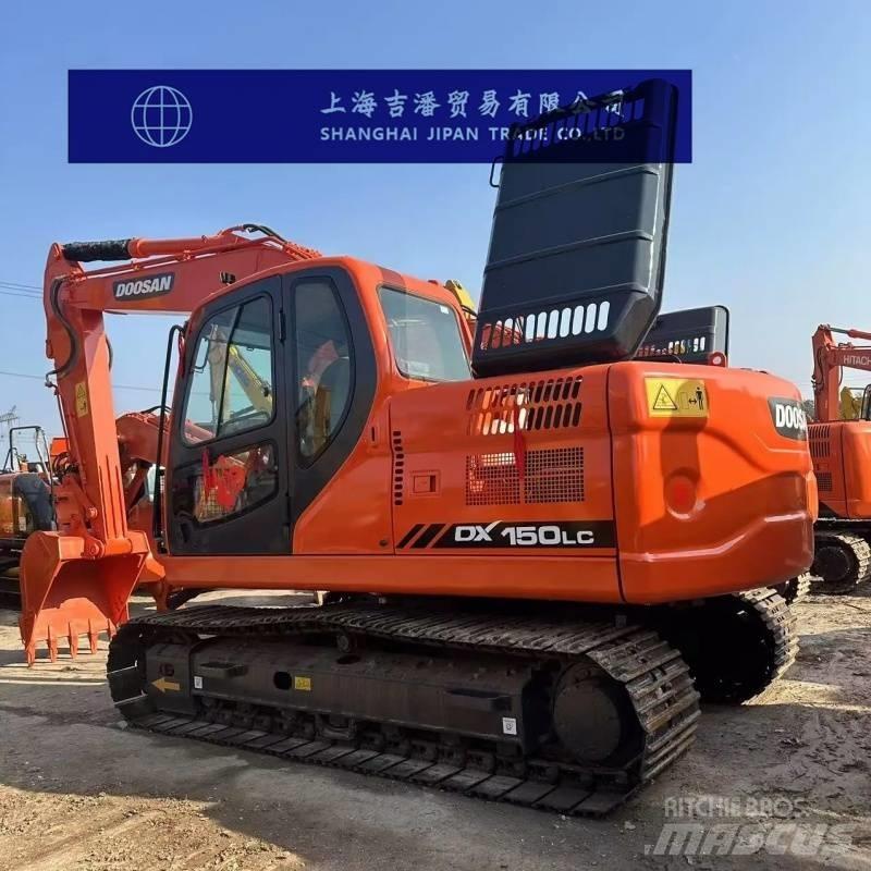 Doosan DX 150 Escavadoras Midi 7t - 12t