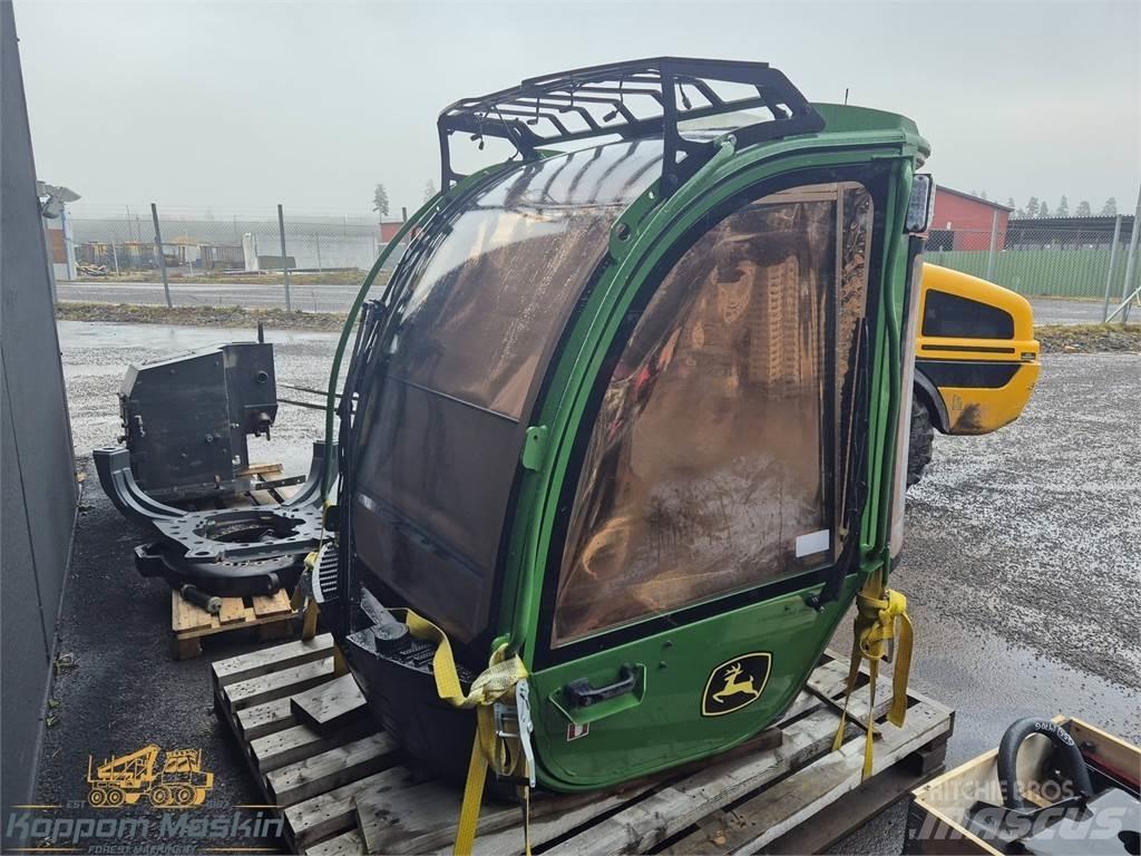 John Deere 1270G Cabines e interior