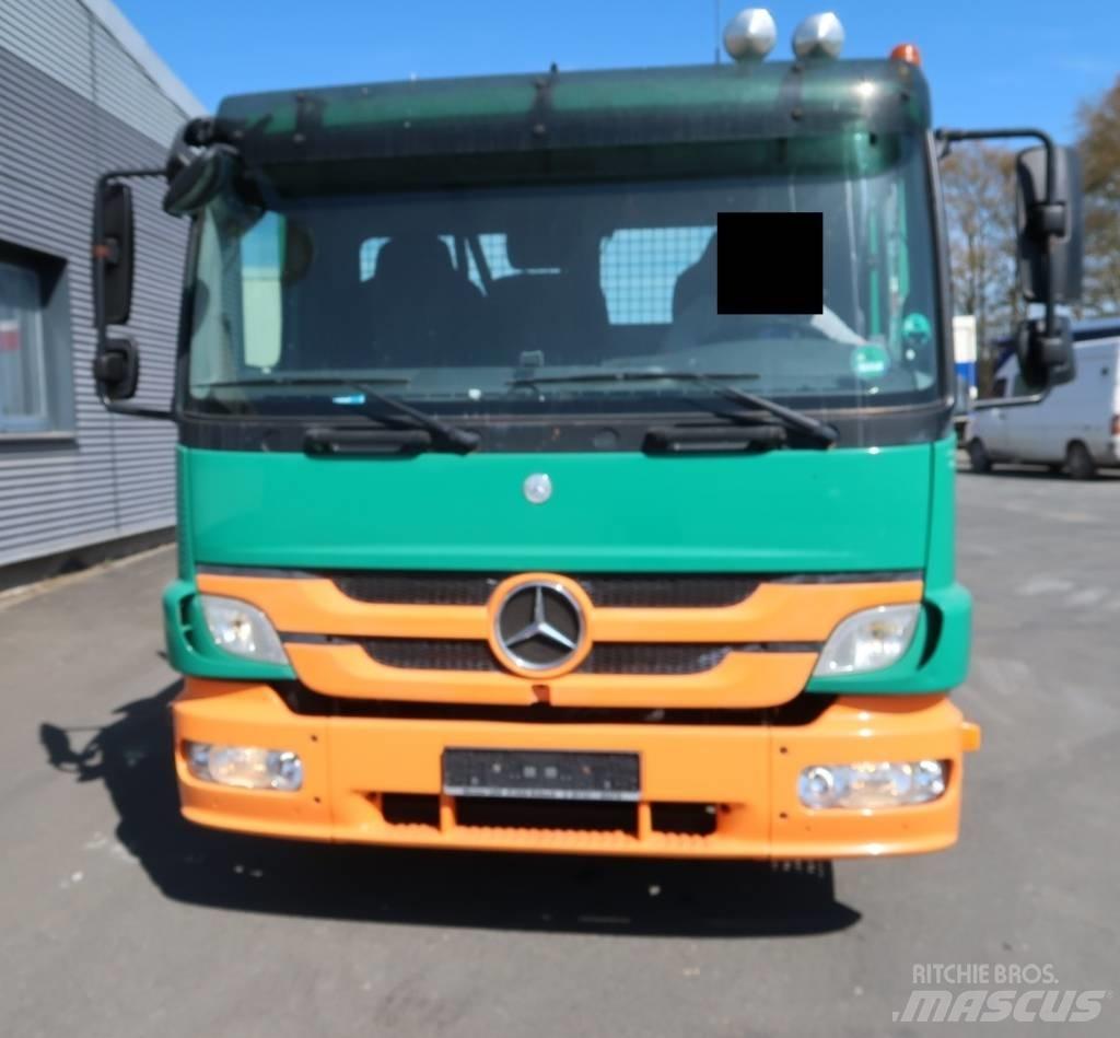 Mercedes-Benz 822 L Pick up de caixa aberta