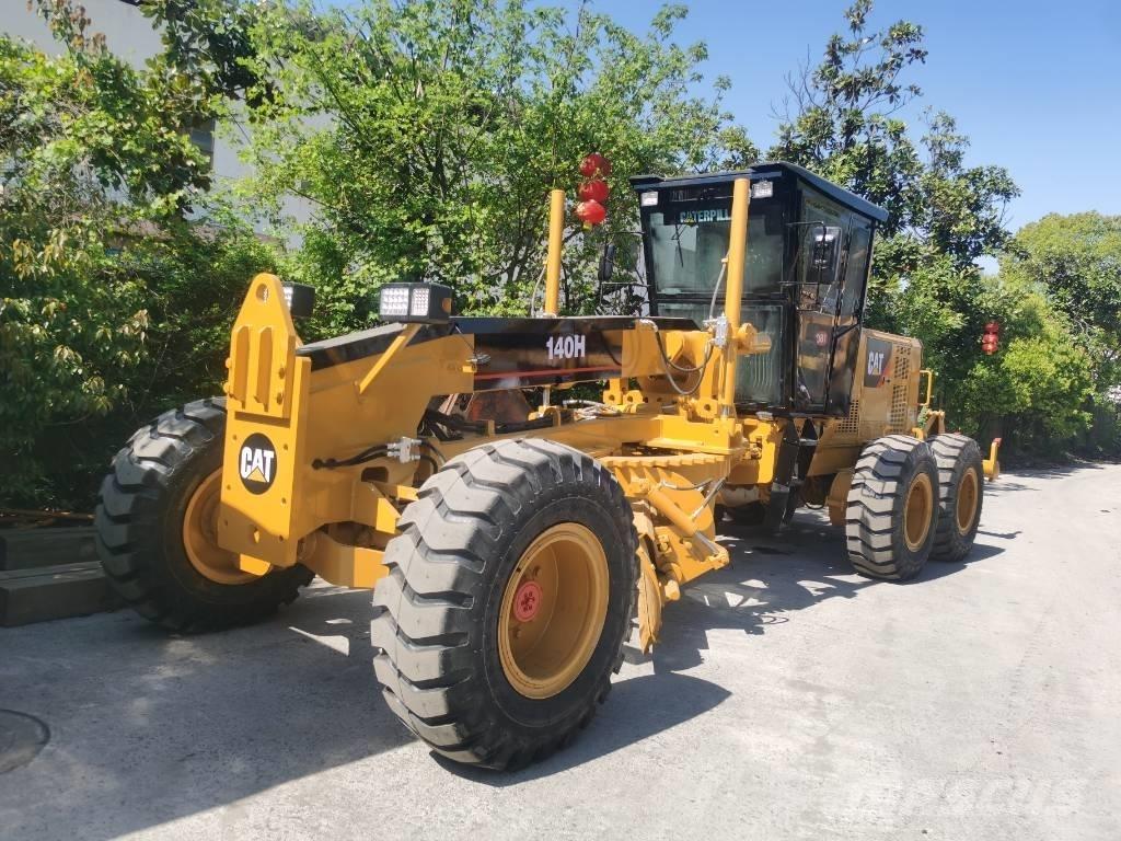 CAT 140 H Motoniveladoras